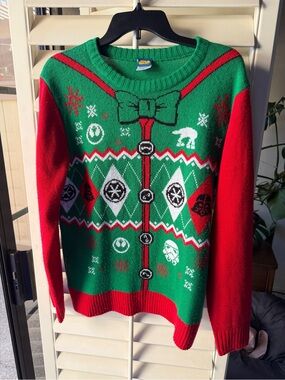 Star Wars Green & Red Men's Crewneck Sweater